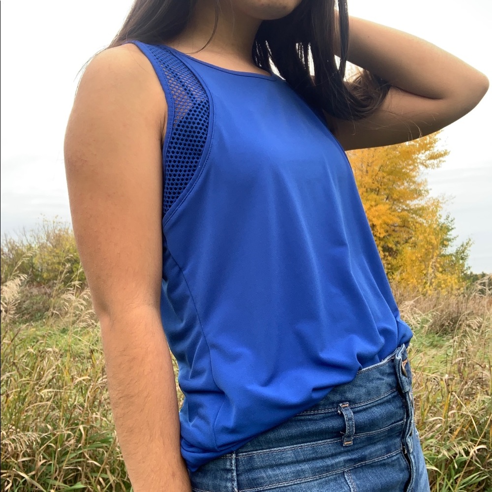 Calvin Klein Tank - Picture 3 of 8